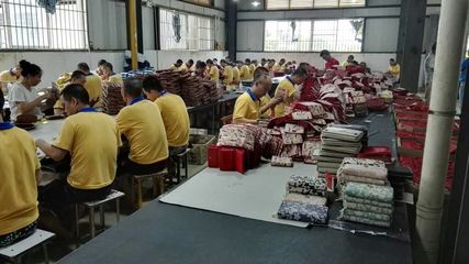 箱包皮具加工-新款樹皮RFID充電錢包歐美電源單拉包外貿手拿包拉鏈包生產訂制-箱.